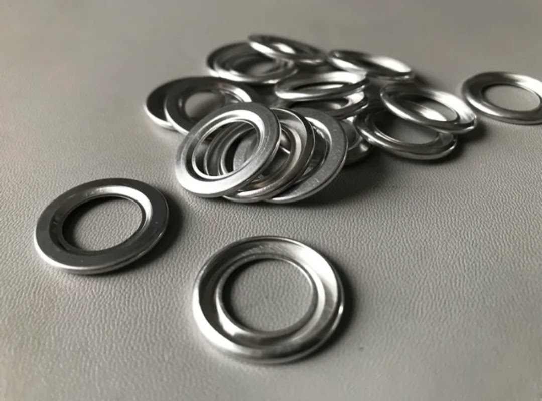 Tarpaulin Eyelets & Grommets